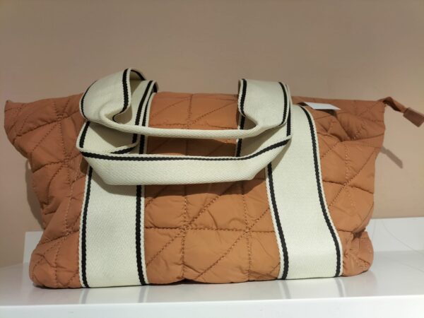 4793 Bolso