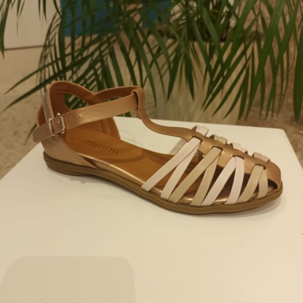 4811 Sandalia