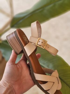 5055 Sandalias beige