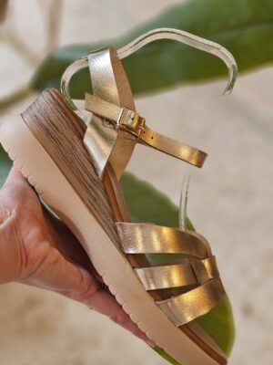 5056 Sandalias oro