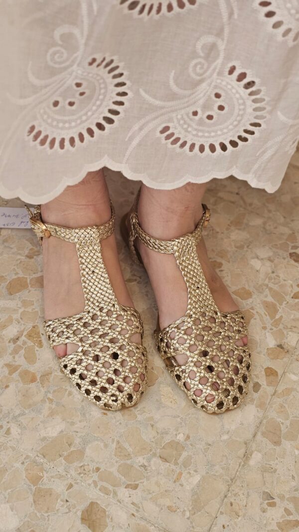 5137 Sandalia plana oro - Imagen 4
