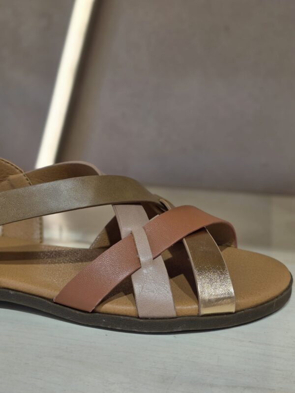 5396 Sandalia plana - Imagen 2