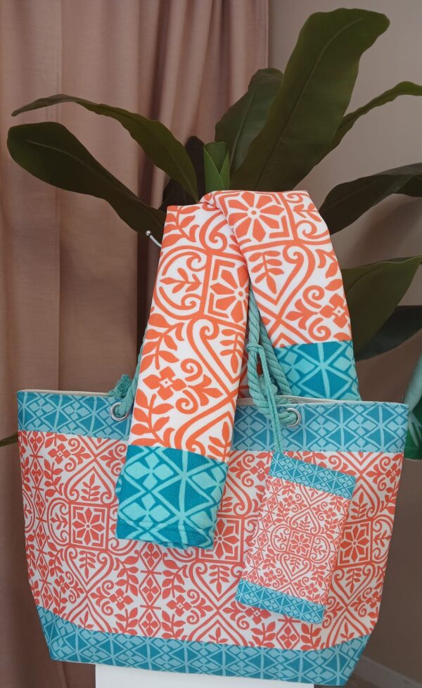 5505 Bolso + neceser+ toalla