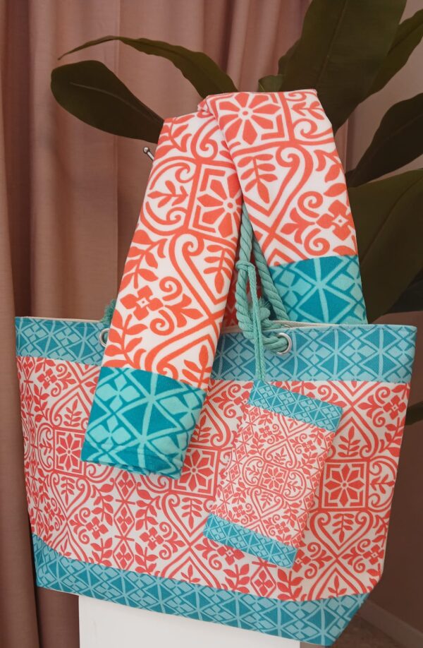 5505 Bolso + neceser+ toalla - Imagen 3