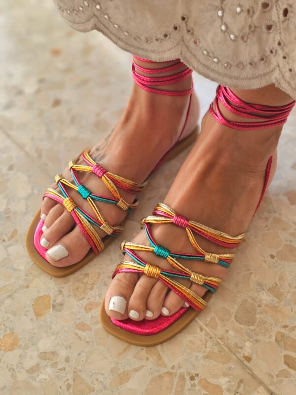 5542 Sandalia tiras rojas