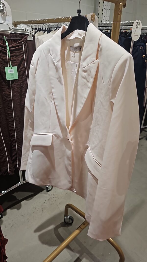 5694 Blazer