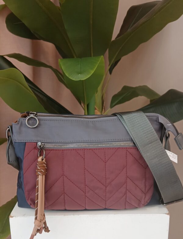 5743 Bolso
