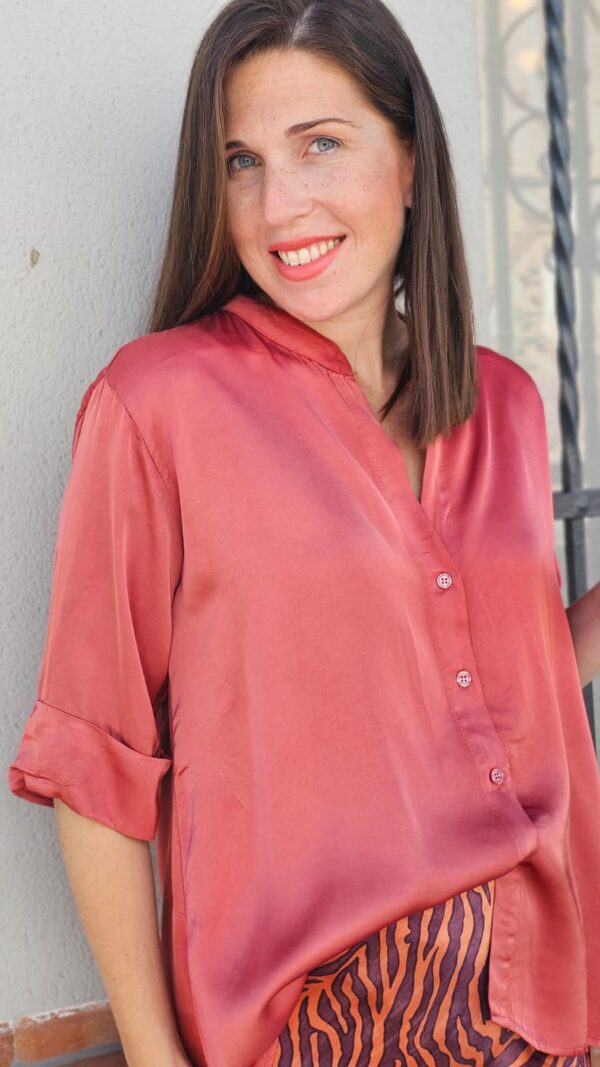 5690 Blusa coral