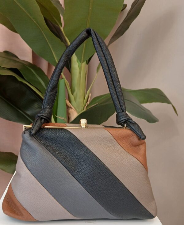 5747 Bolso
