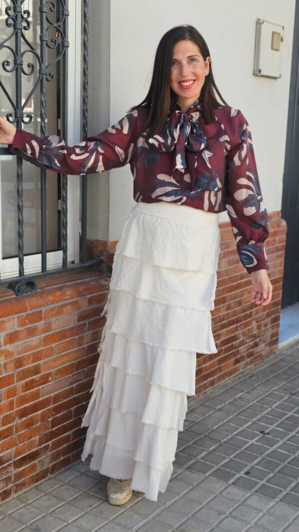 5735 Falda Blanca - Imagen 2