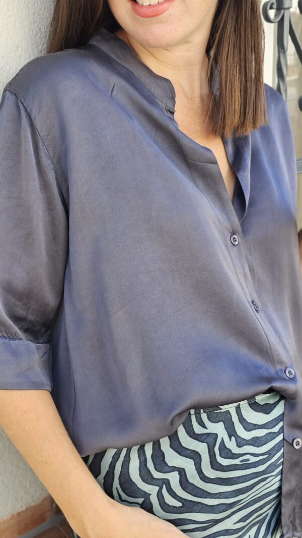 5691 Blusa azul - Imagen 2