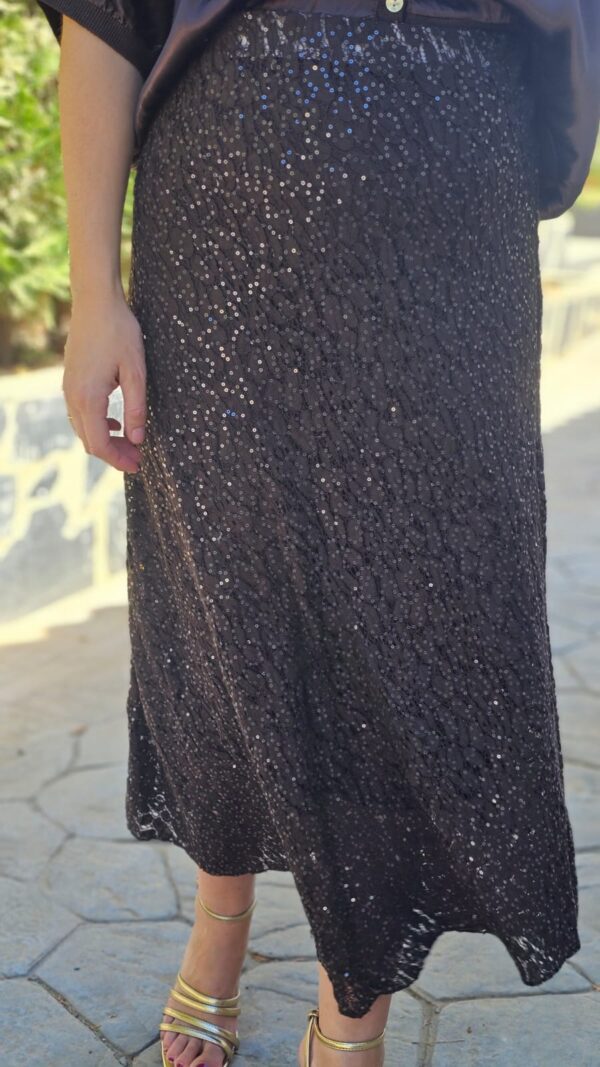 5673 Falda