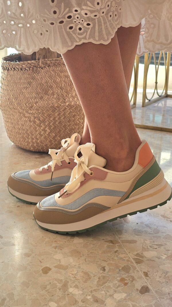 5795 Sneakers
