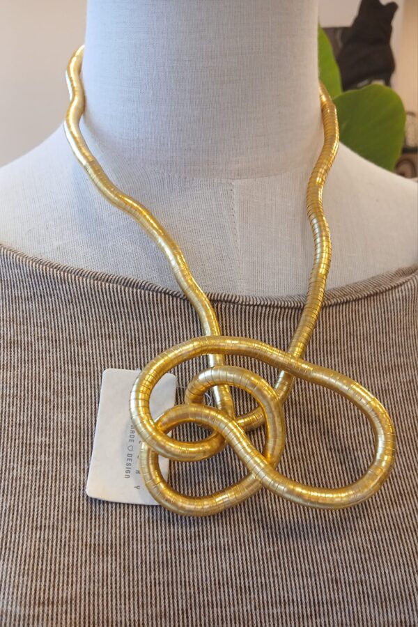 5923 Collar