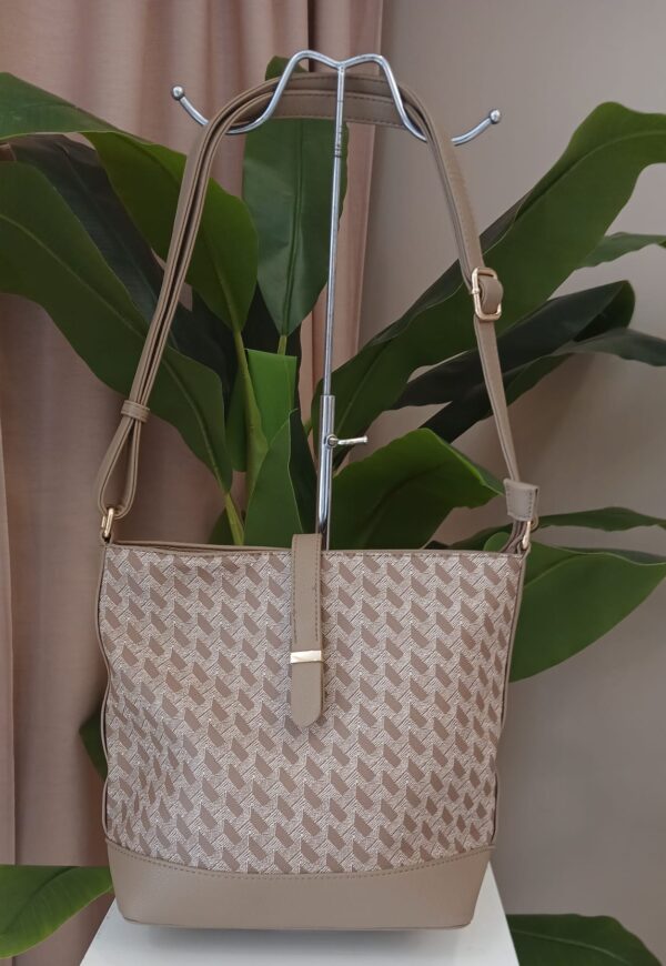 5929 Bolso