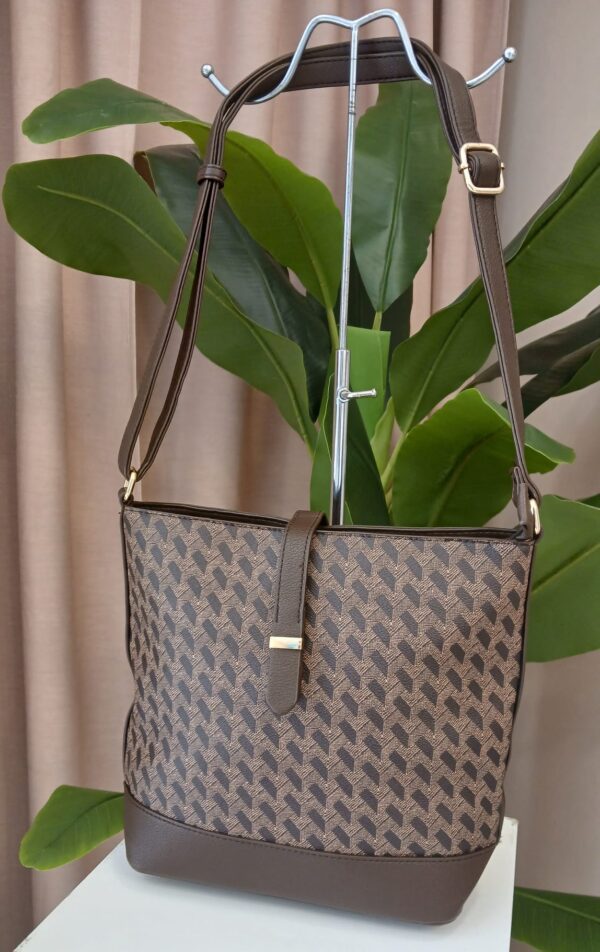 5930 Bolso