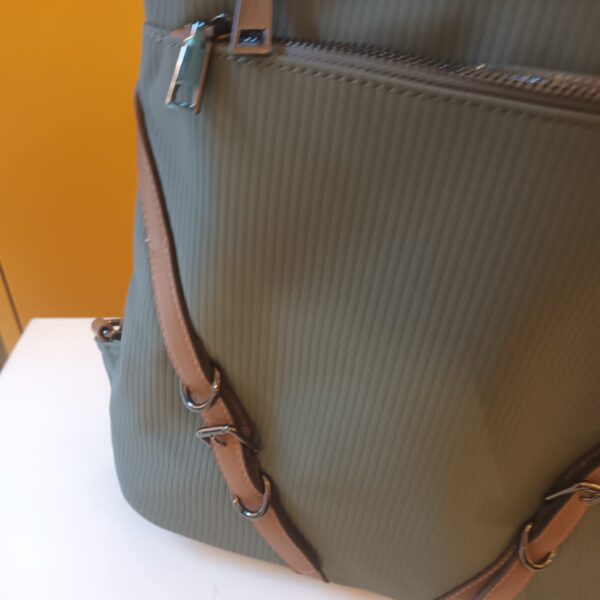 6065 Mochila - Imagen 2