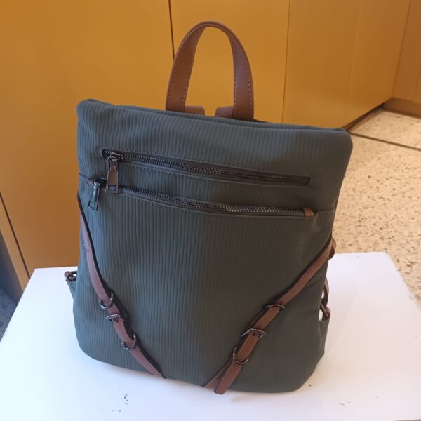 6065 Mochila