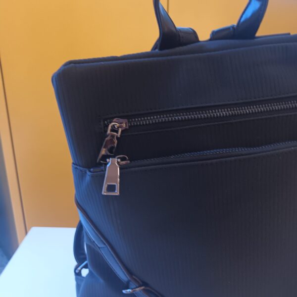 6067 Mochila - Imagen 3