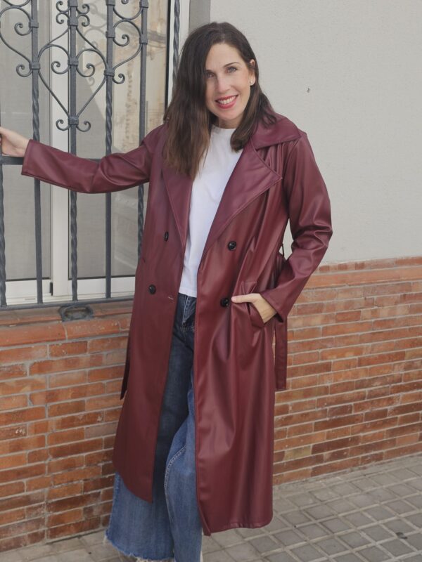 6098 Gabardina piel burdeos - Imagen 3