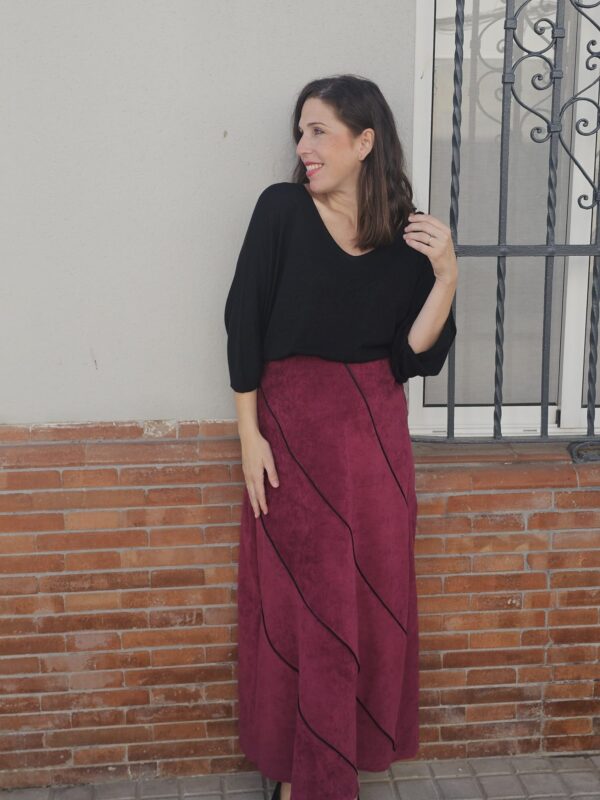 6093 Falda Burdeos - Imagen 2