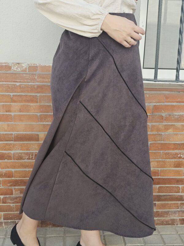6092 Falda Marrón - Imagen 4
