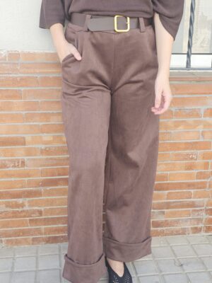 6101 Pantalón Marrón