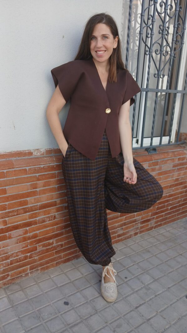 6136 Chaleco Marron T/ S-M - Imagen 2