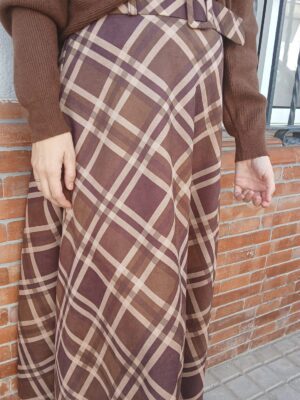 6152 Falda cuadros marron