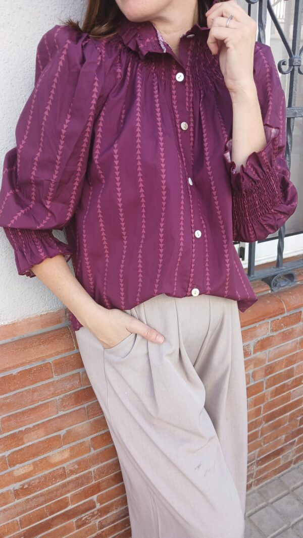 6159 Camisa berengena - Imagen 3