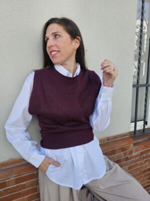 6138 Chaleco sin mangas burdeos