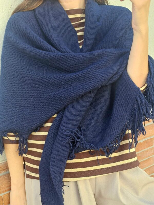 6166 poncho marino