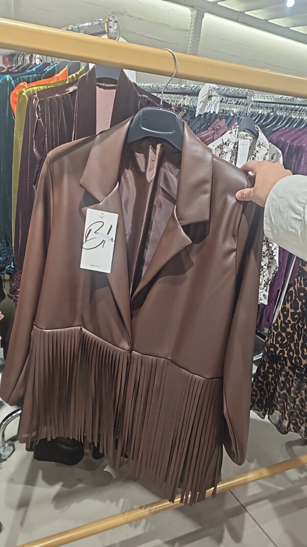 6248 Chaqueta marron flecos