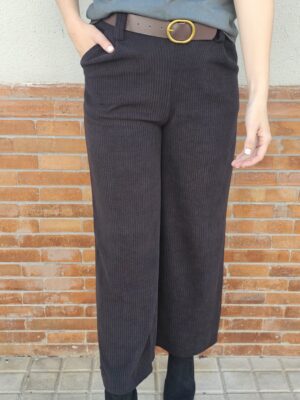 6330 Pantalon pana negro