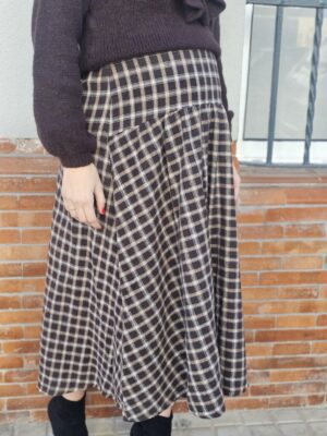 6585 Falda Cuadro Marrón