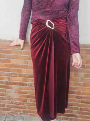 6658 Falda terciopelo burdeos