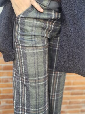 6697 Pantalón verde