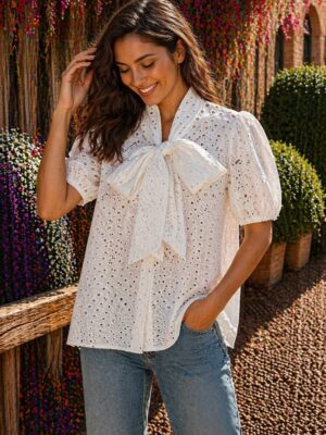 8034 Blusa perforada